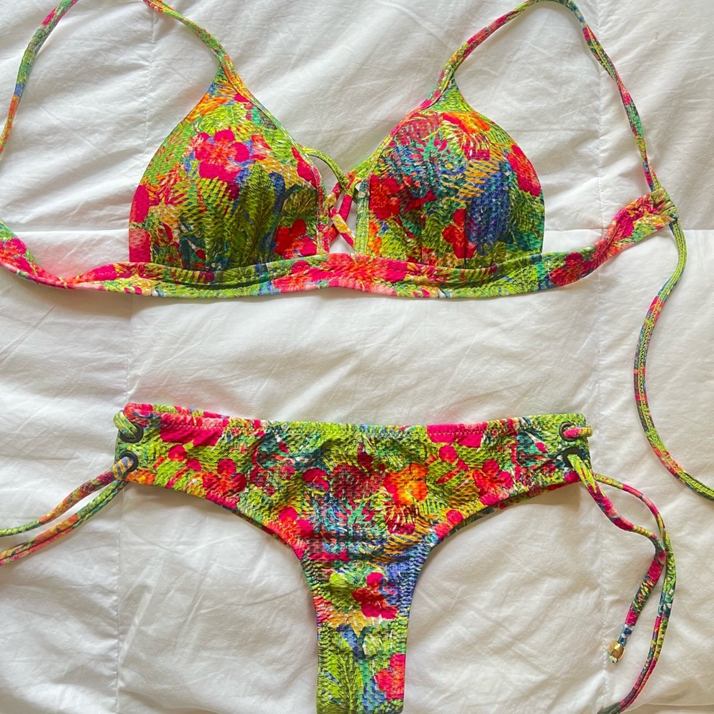 PHAX Vibrant Floral Bikini Set